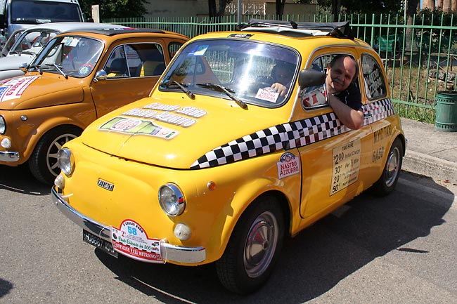 Luimas_taxi_small.jpg