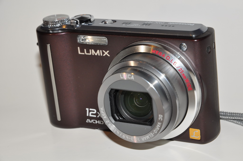 Lumix.jpg