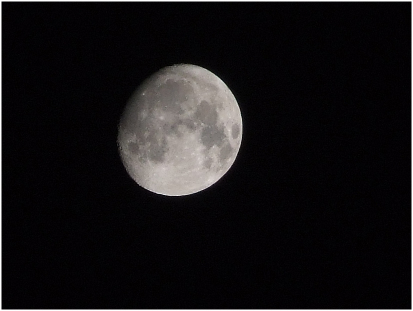 LUNA DI AGOSTO 3.jpg