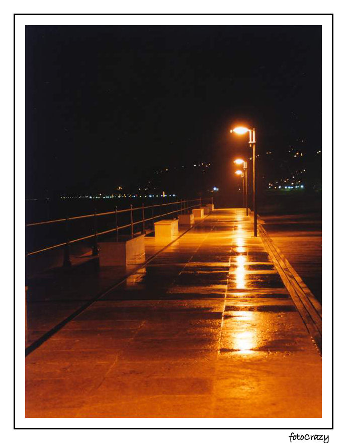 lungomare notturno.JPG