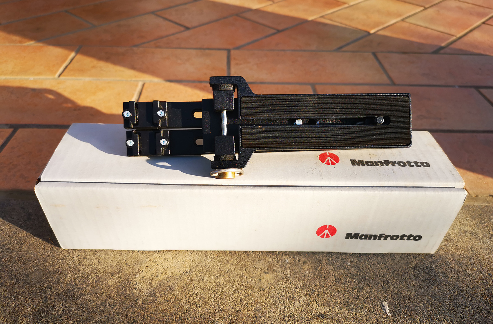 Manfrotto 330B_A.jpg