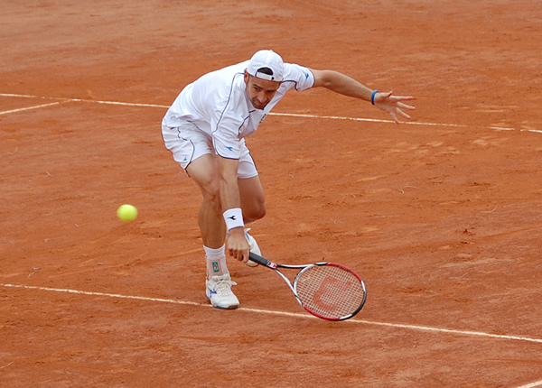 maz_tennis_1.jpg