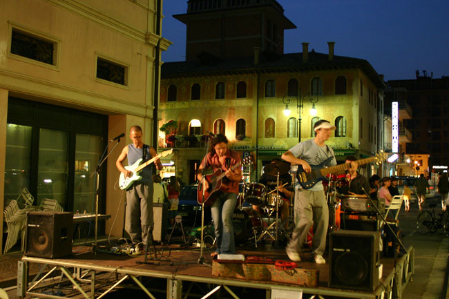 mb03.jpg