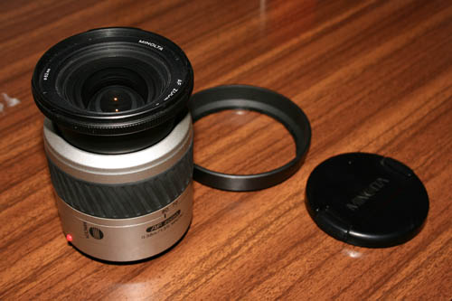 minolta 28-80.jpg