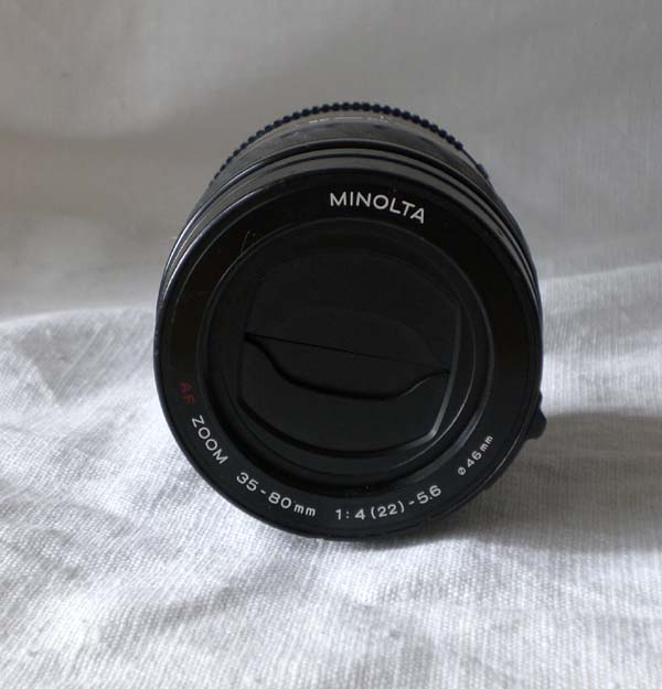 minolta 35-80 fronte chiuso.JPG
