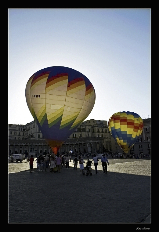 Mongolfiere in piazza_1.jpg