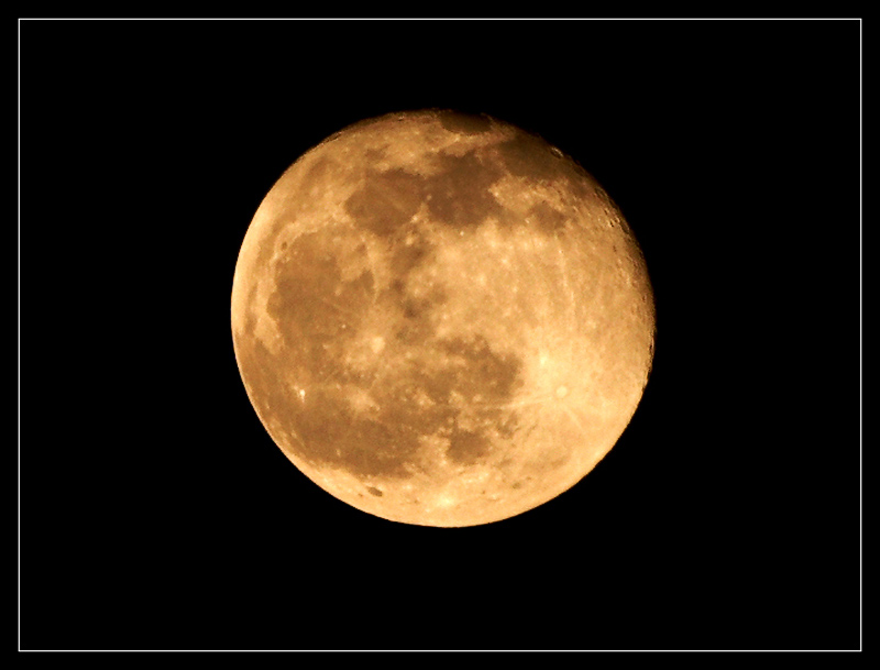 Moon-(1).jpg