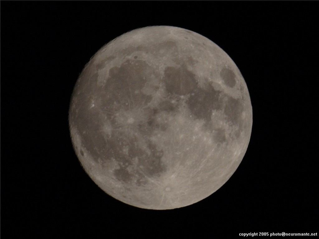 moon_3_4u.jpg