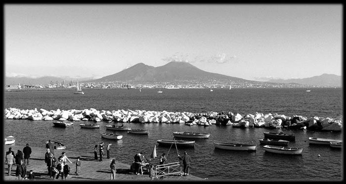 Napoli bn.jpg