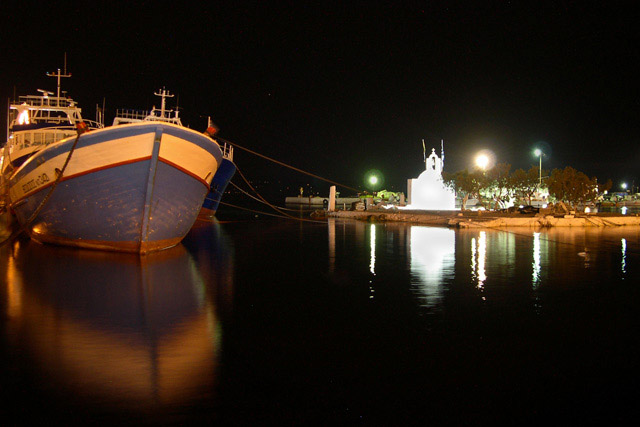 naxos1.jpg