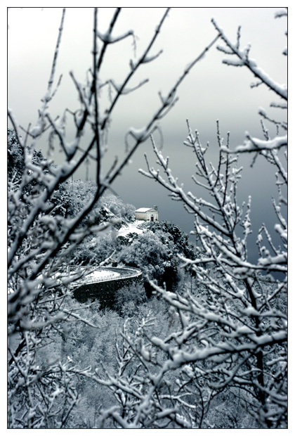 Nel_bianco_blu.jpg