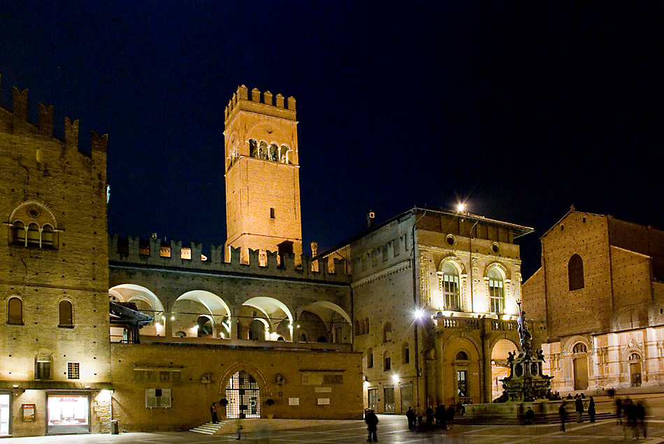 nettuno-notte.jpg