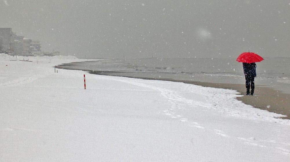 neve al mare copia.jpg
