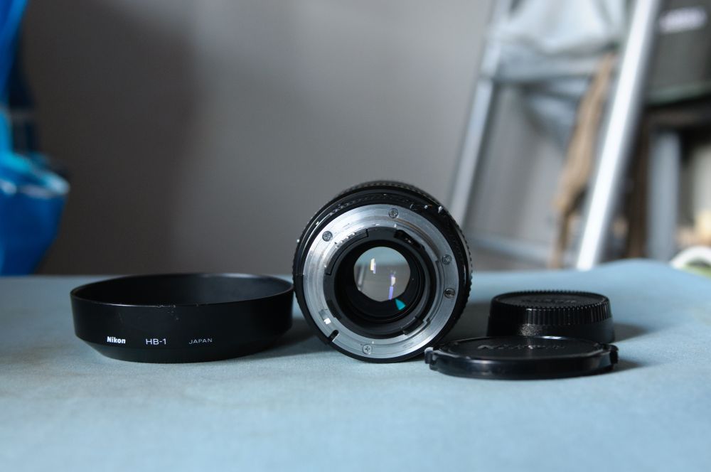 Nikkor 35 70_3.JPG