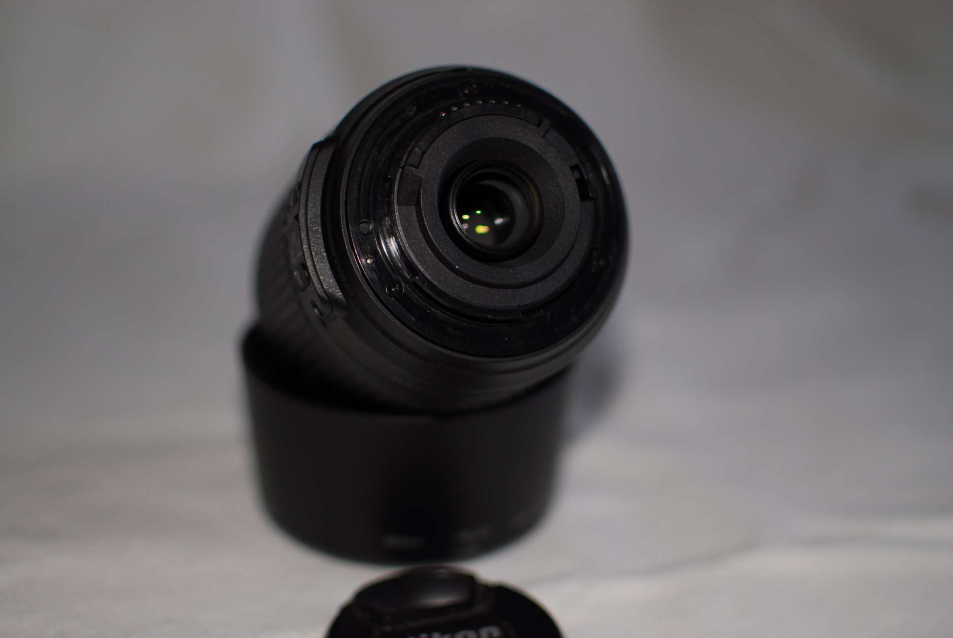 Nikkor_55_200_VR_back.jpg