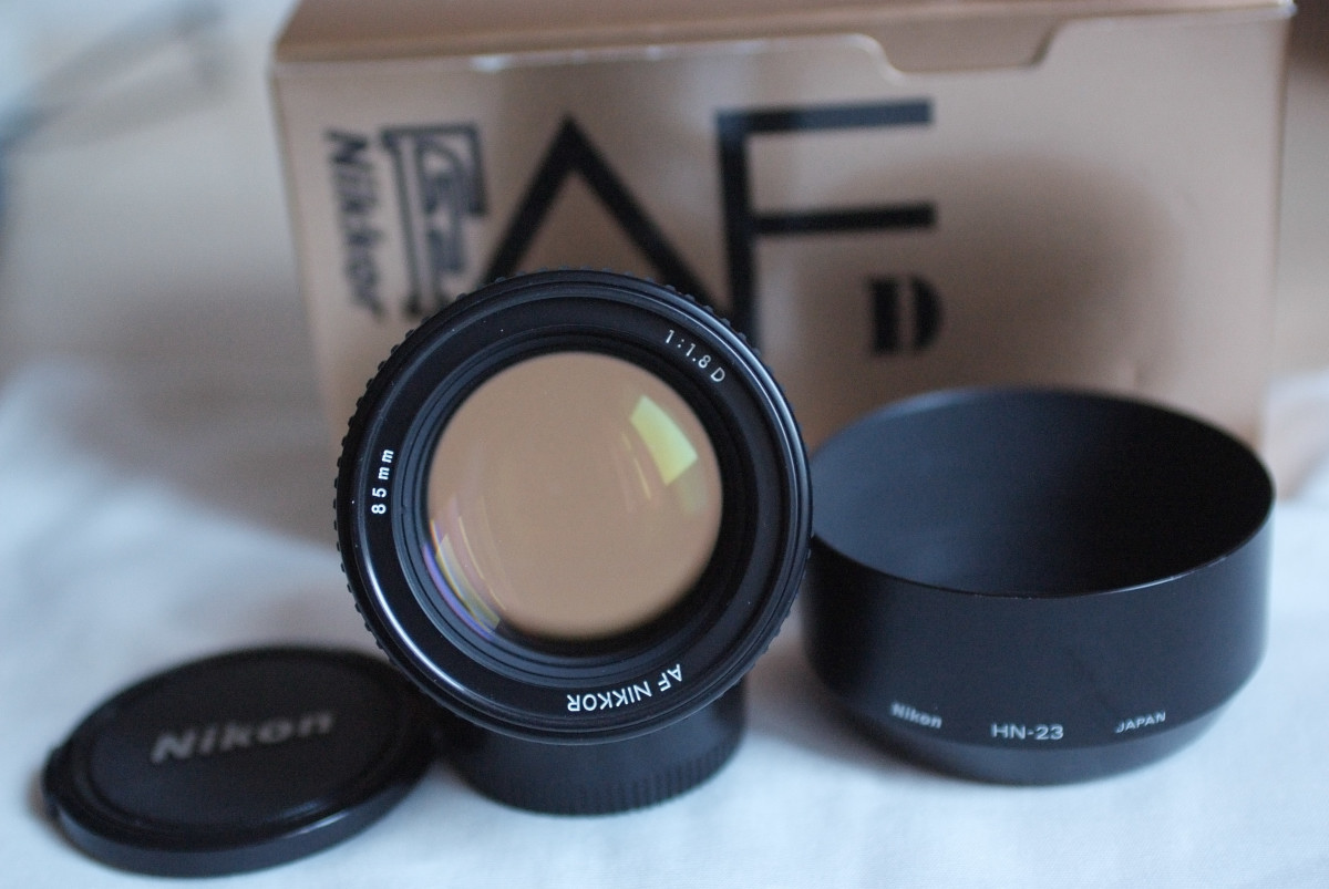 Nikkor 85_0.JPG