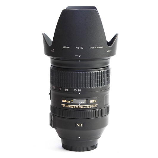 nikon-28-300.jpg