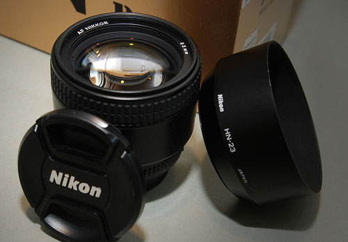 nikon-85mm1.jpg