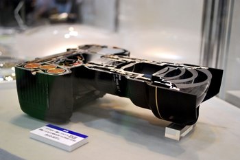 nikon-d3-cut-in-half.jpg
