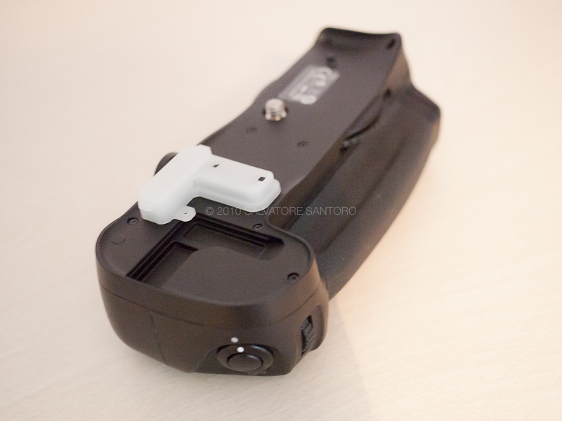 nikon-mbd10_1000008.jpg