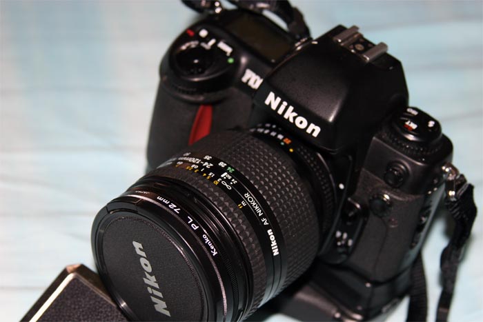 nikon1.jpg