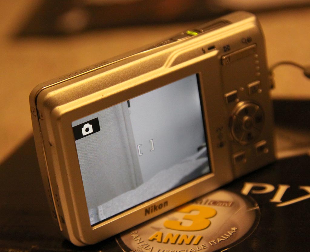 nikon1.jpg