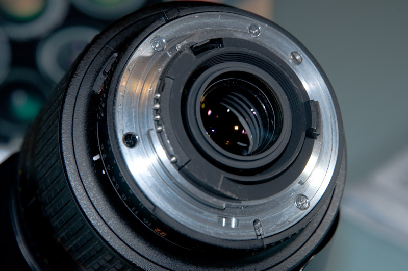 Nikon24-85-04.jpg