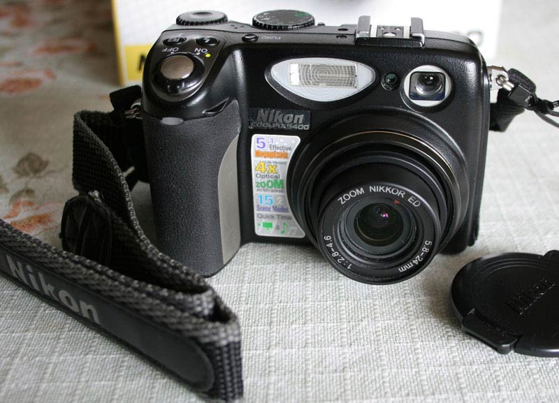 nikon2.jpg