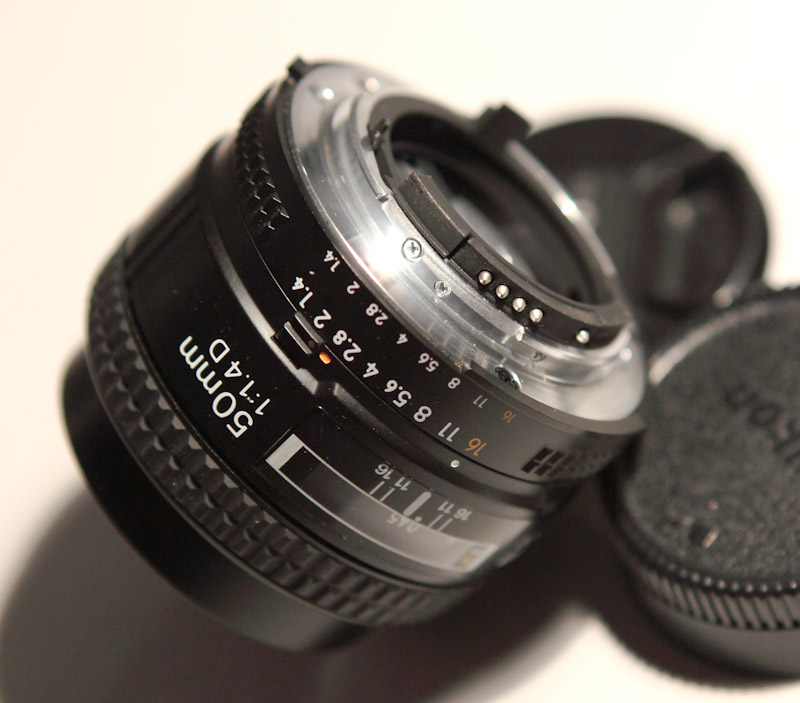 Nikon50-4.jpg