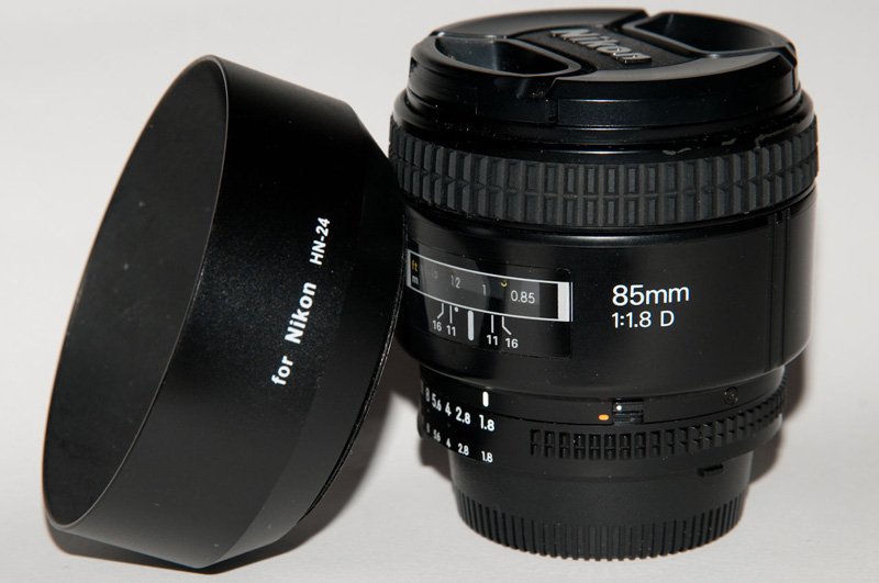 Nikon85-1-800.jpg
