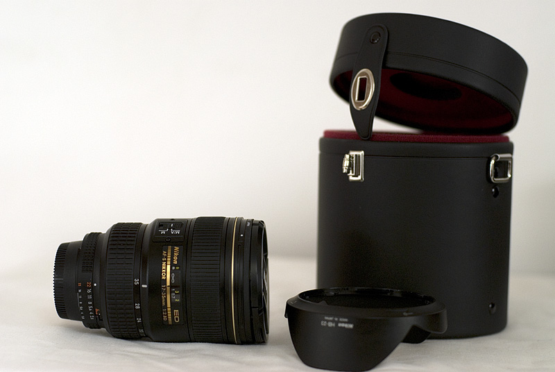Nikon_17_35.jpg
