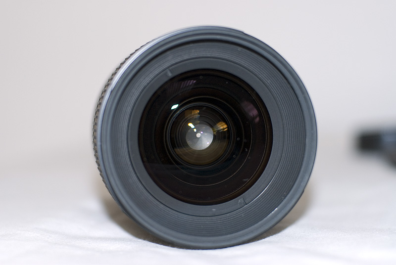 Nikon_17_35_1.jpg
