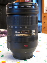 Nikon 18-200_resize.jpg