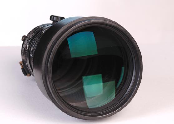 nikon_300_2.jpg