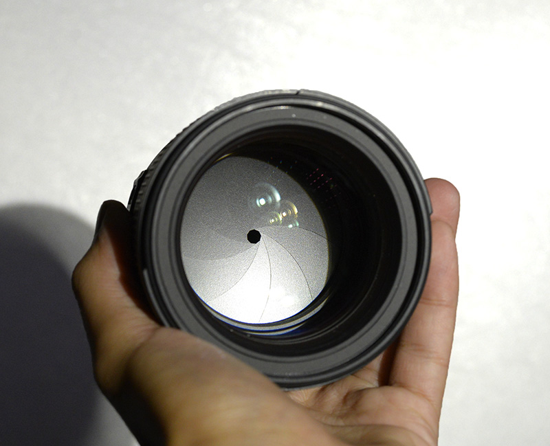 nikon 85-2.jpg