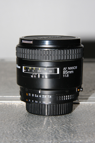 Nikon 85 f1.8.jpg