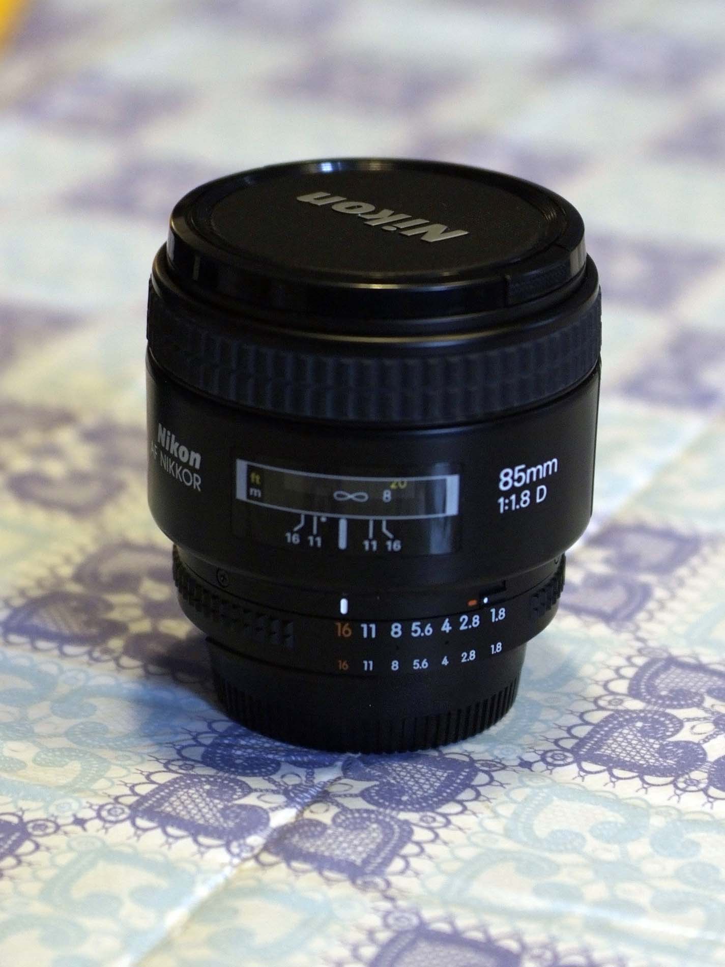 Nikon 85 f1.8.jpg