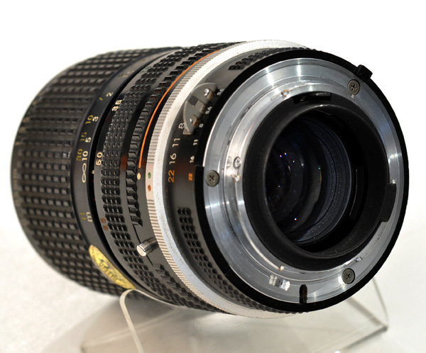 Nikon AI 28- 85 mm F 3,5- 4,5 (2).jpg