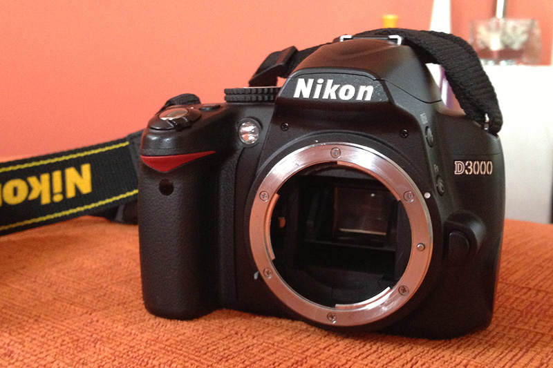 nikon d3000.jpg