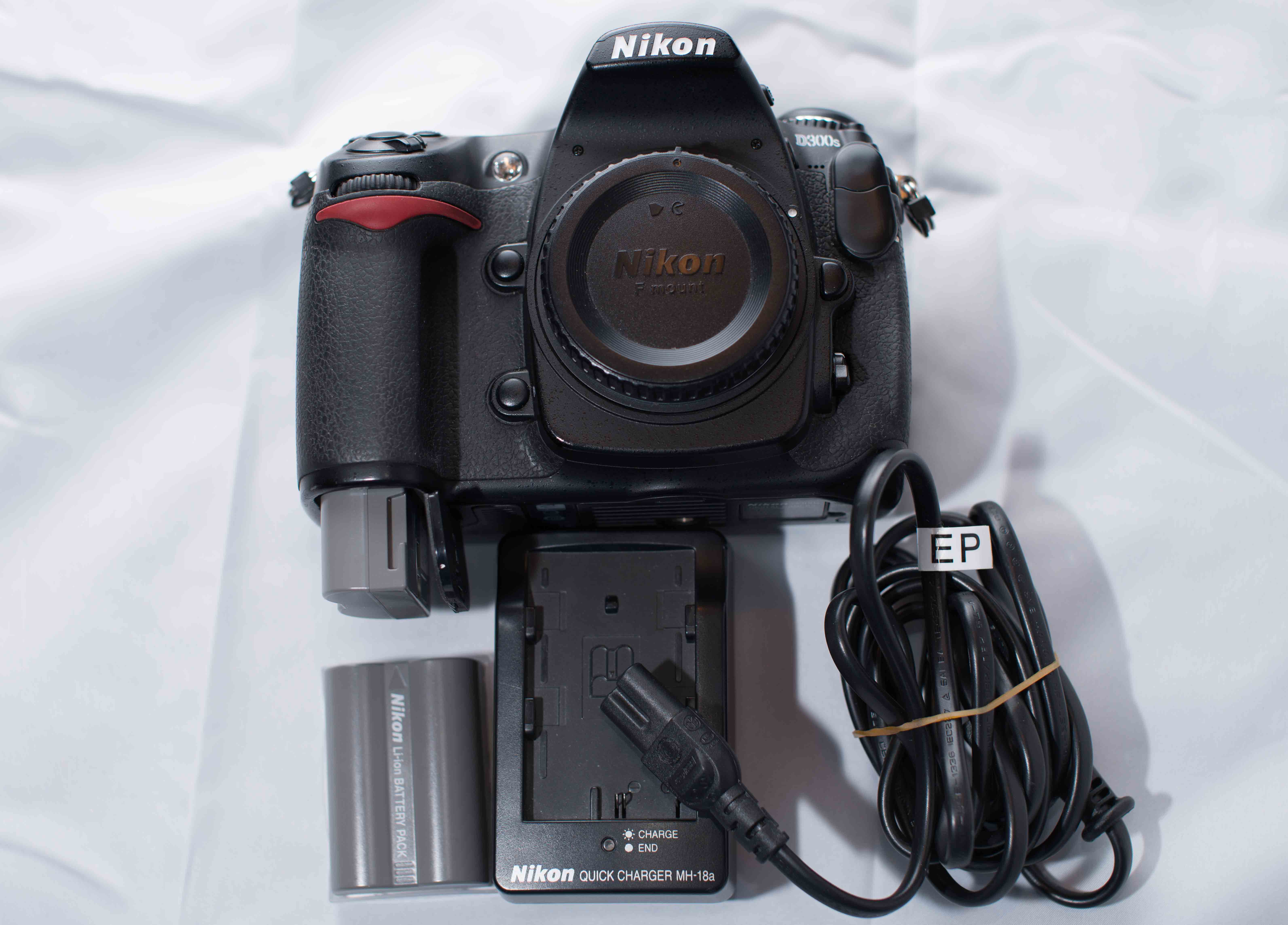 Nikon D300s-8.jpg