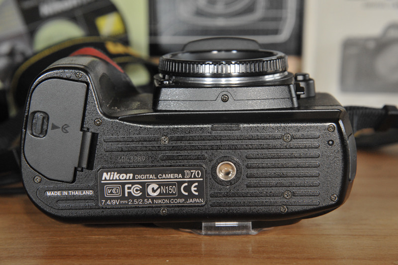 Nikon D70 5.jpg
