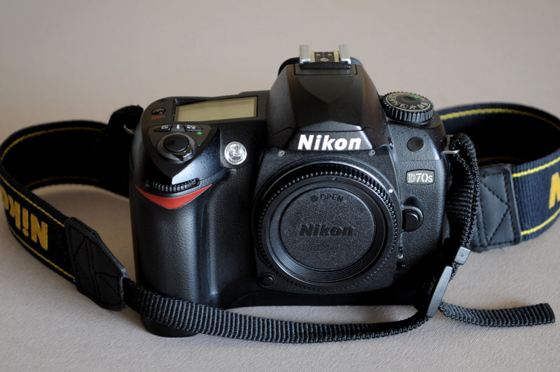 Nikon D70 5b.jpg