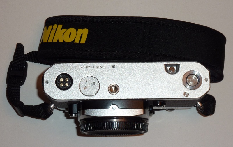 Nikon_FE2_small_04.jpg