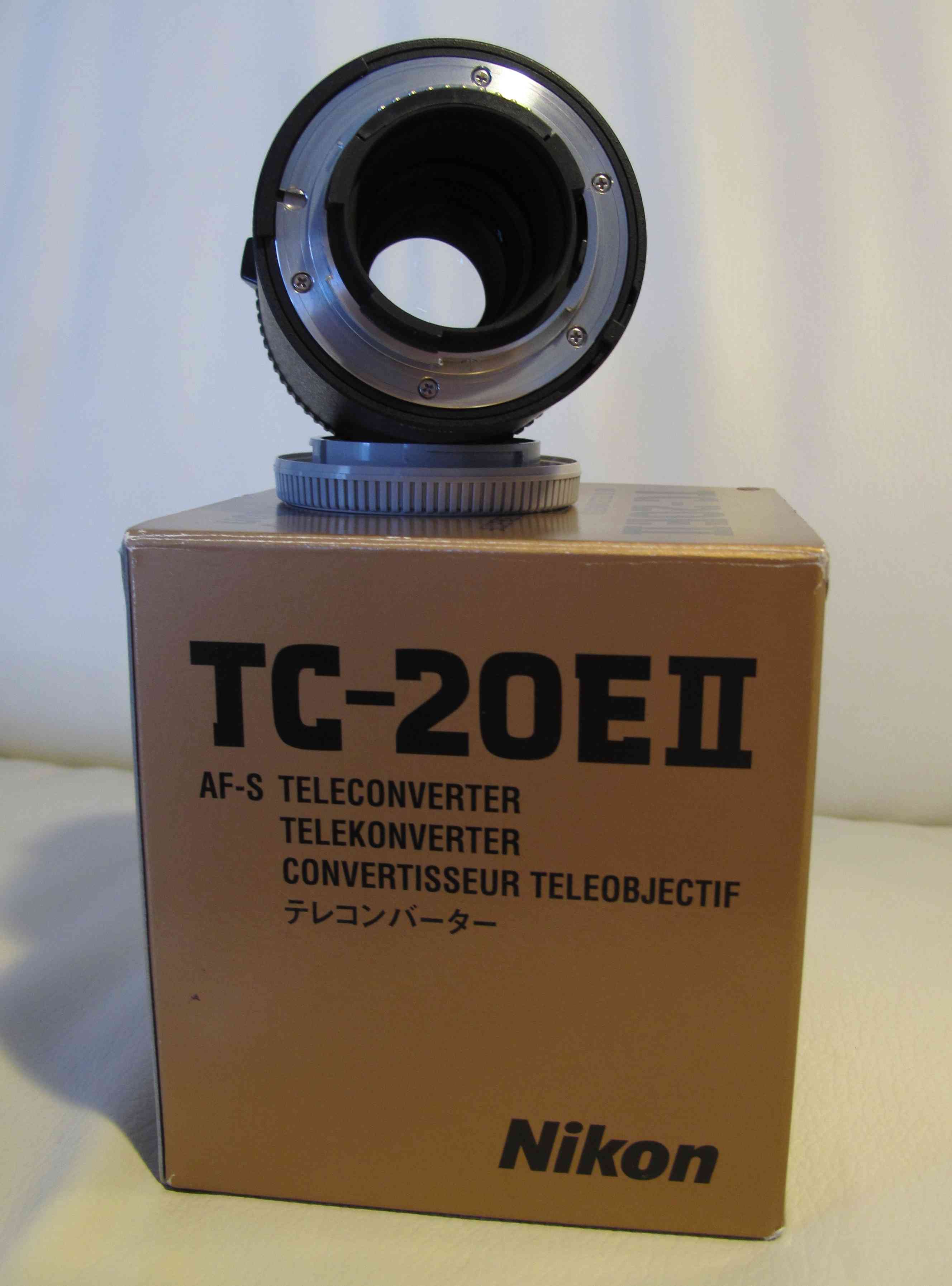 Nikon TC20E II_retro.jpg