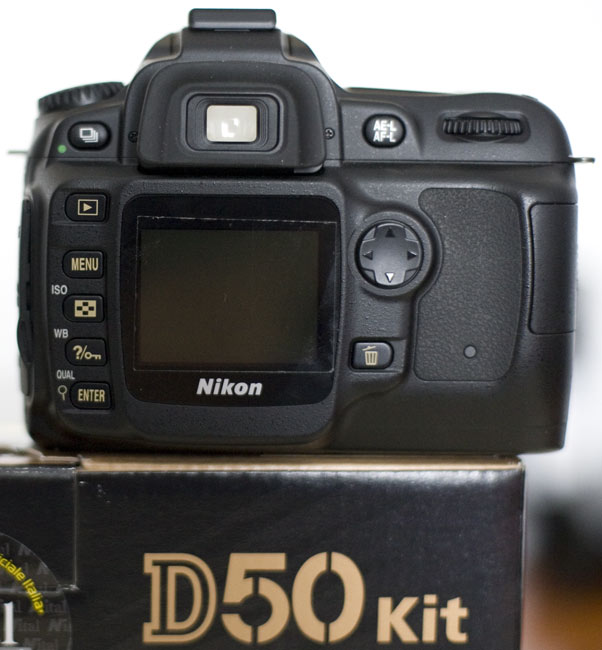 Nikond50-03.jpg