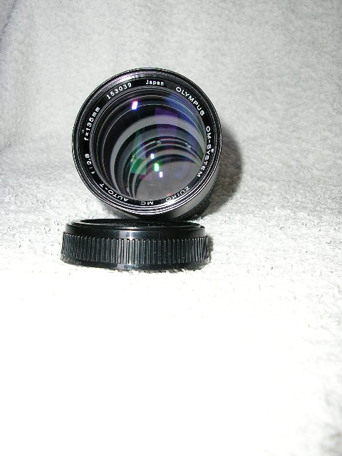 Olympus 135 f2.8 (2).JPG