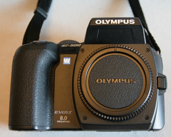 Olympus_E500_3_small.jpg
