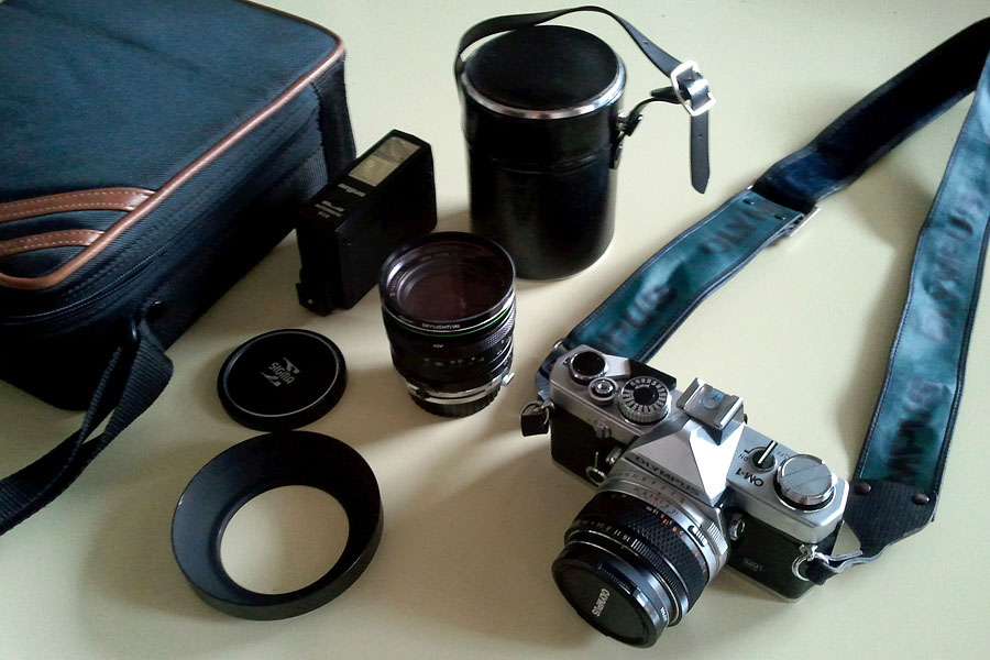 Olympus OM-1.jpg