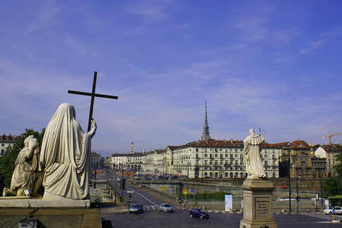 p.zza vittorio panorama.jpg
