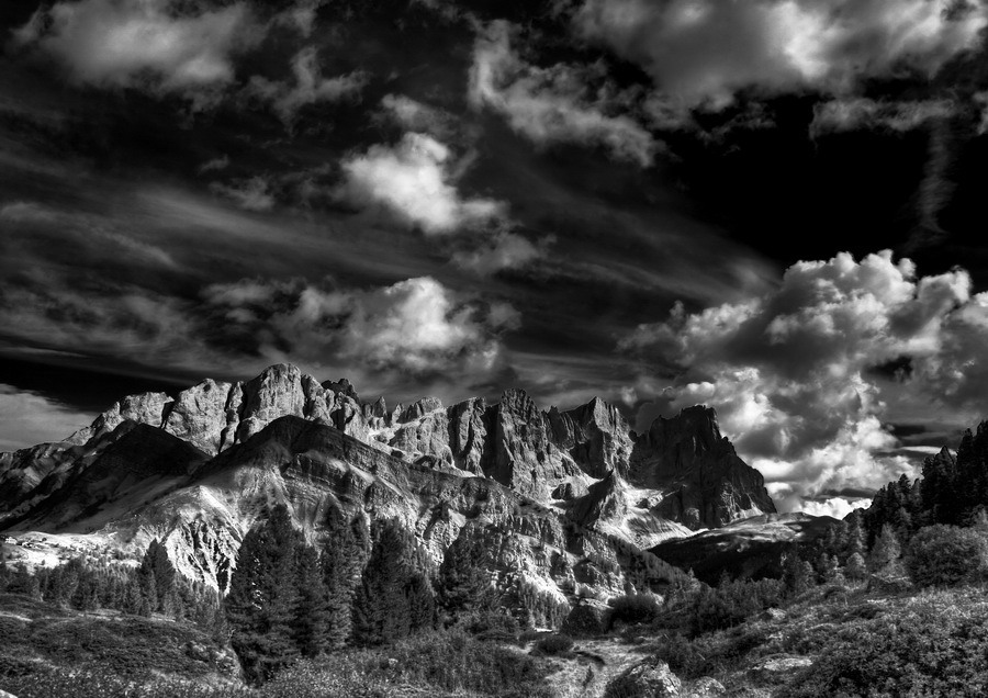 Pale di San Martino HDR & IR 2.jpg